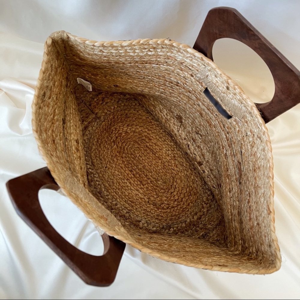 Summer French Basket Bag — Natural/Navy - Picture 9 of 11